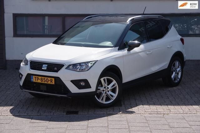 Wit Gebruikt 2018 Seat Arona Business SUV | € 16.250 (Eerlijke prijs) - Afbeelding 1/4
