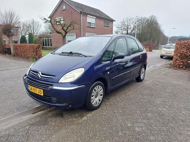 Occasion Citroën Xsara Picasso Attraction 116 PK (85 kW) 2005 Blauw MPV