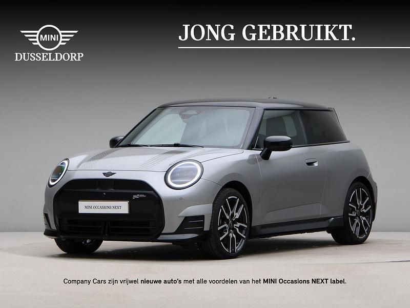 Grijs Nieuw 2025 Mini Cooper SE Hatchback | € 38.950 - Afbeelding 1/4