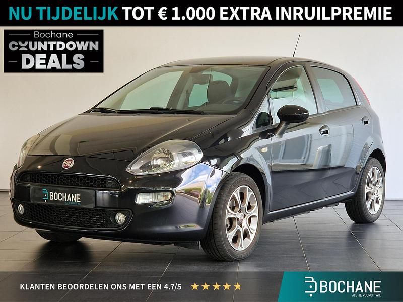 Zwart Gebruikt 2018 Fiat Punto Hatchback | € 7.695 (Eerlijke prijs) - Afbeelding 1/4