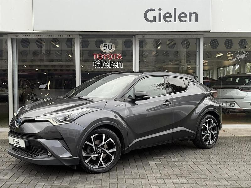 Grijs (metallic) Gebruikt 2017 Toyota C-HR+ Plus SUV | € 18.900 - Afbeelding 1/4