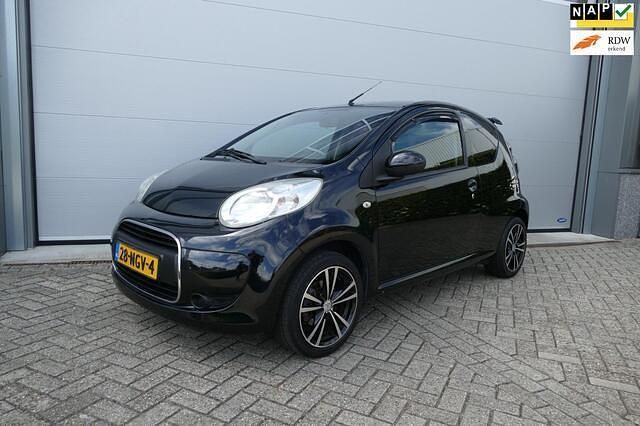 Zwart Gebruikt 2010 Citroën C1 Hatchback | € 2.950 (Eerlijke prijs) - Afbeelding 1/4