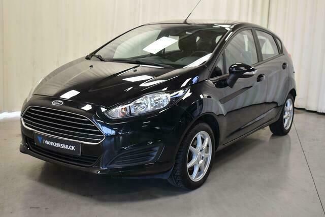 Zwart Gebruikt 2014 Ford Fiesta Trend Hatchback | € 8.650 (Iets duurder) - Afbeelding 1/4