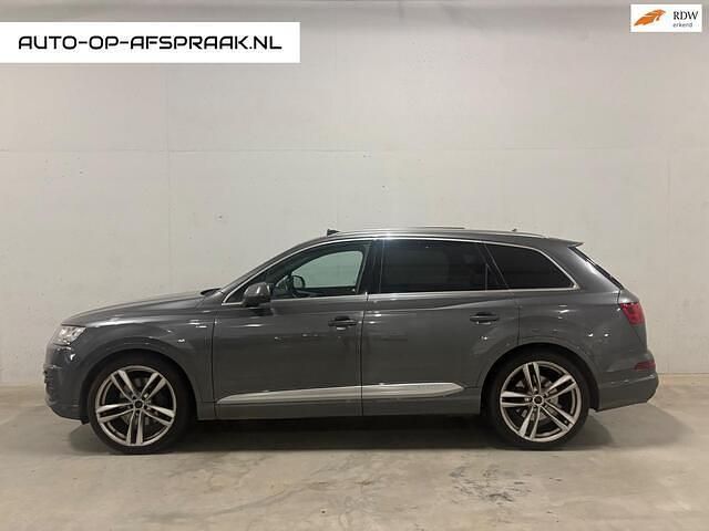 Grijs, metallic lak Gebruikt 2016 Audi Q7 Proline SUV | € 28.999 (Super prijs) - Afbeelding 1/4