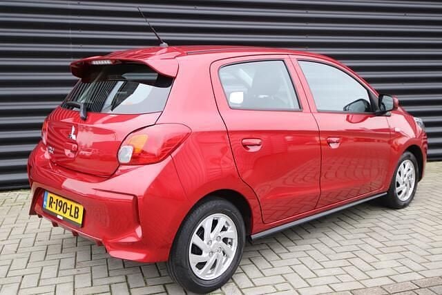 Occasion Mitsubishi Space Star 71 PK (52 kW) 2023 Rood Hatchback