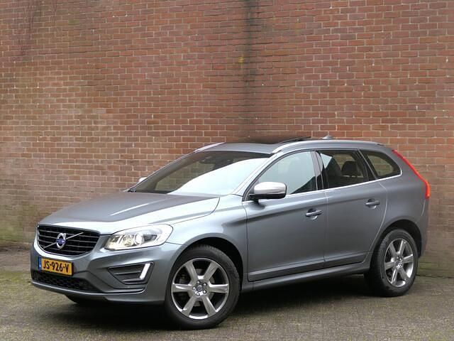 Grijs (metallic) Occasion 2016 Volvo XC60 R-Design SUV | € 23.999 (Eerlijke prijs) - Afbeelding 1/4