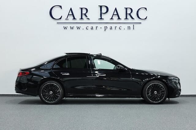 Occasion Mercedes E450 AMG line 381 PK (280 kW) 2024 Zwart Sedan