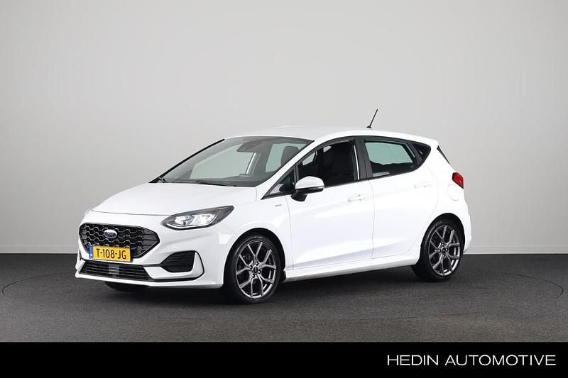 Wit Gebruikt 2023 Ford Fiesta ST-Line Hatchback | € 18.445 (Eerlijke prijs) - Afbeelding 1/4