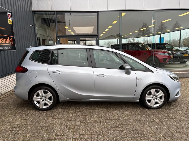 Occasion Opel Zafira Edition 2025 Grijs MPV