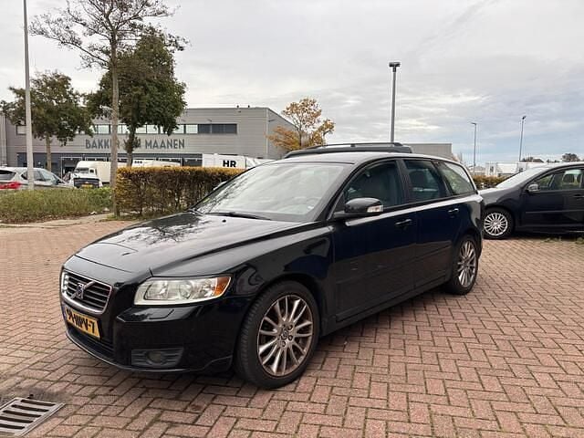 Zwart Gebruikt 2009 Volvo V50 Stationwagen | € 3.499 (Super prijs) - Afbeelding 1/4
