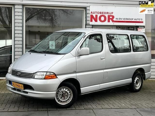Occasion Toyota HiAce 102 PK (75 kW) 2005 Grijs Van