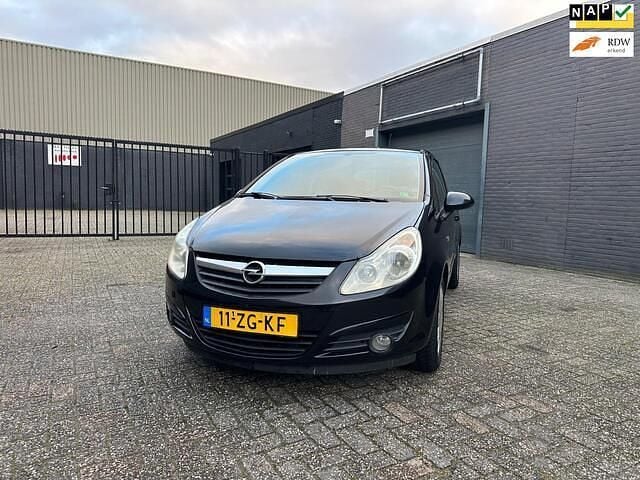 Zwart Gebruikt 2008 Opel Corsa Enjoy Hatchback | € 1.950 (Eerlijke prijs) - Afbeelding 1/4