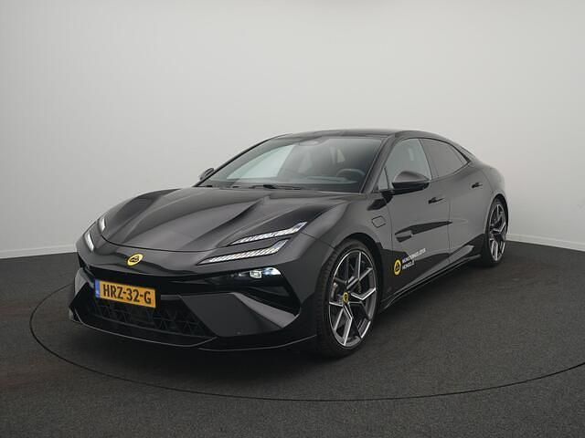 Zwart Nieuw 2025 Lotus Emeya Hatchback | € 127.940 - Afbeelding 1/4