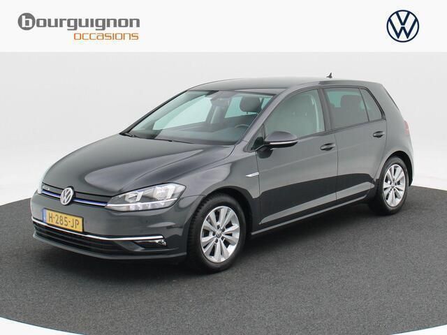Grijs Gebruikt 2020 VW Golf VIII Comfortline Hatchback | € 18.950 (Eerlijke prijs) - Afbeelding 1/4