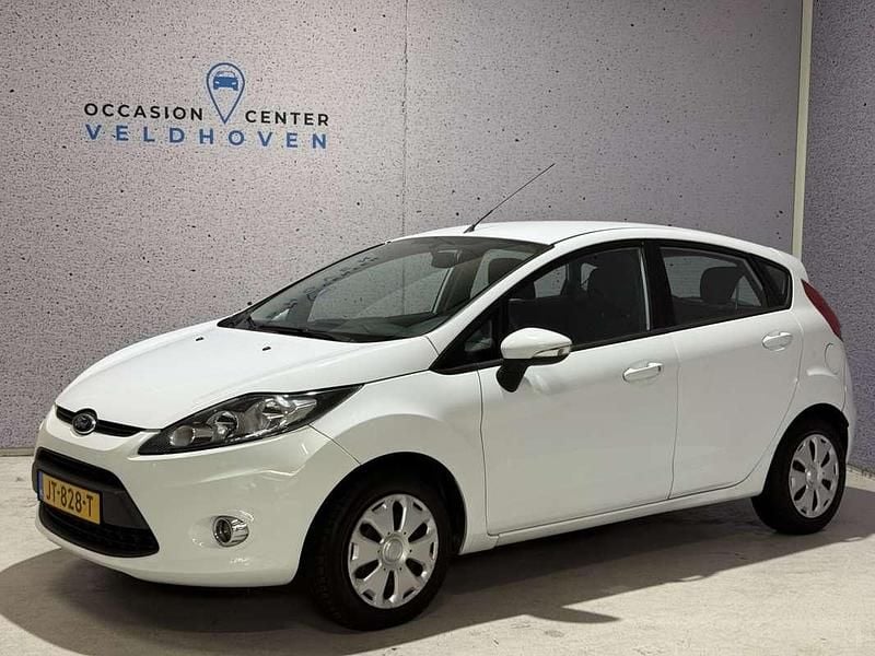 Wit Gebruikt 2011 Ford Fiesta Limited Hatchback | € 3.250 (Goede deal) - Afbeelding 1/4