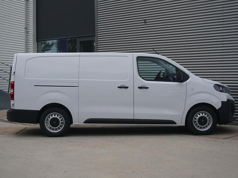 Nieuw Peugeot e-Expert 100 kW (136 PK) 2025 Wit Van