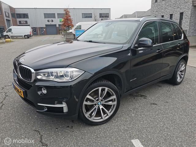 Zwart Gebruikt 2016 BMW X5 Executive SUV | € 30.950 (Super prijs) - Afbeelding 1/4