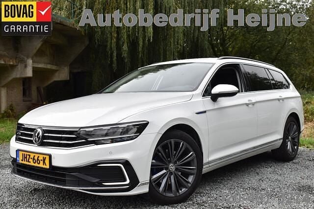 Wit Gebruikt 2020 VW Passat Business Stationwagen | € 21.945 (Goede deal) - Afbeelding 1/4