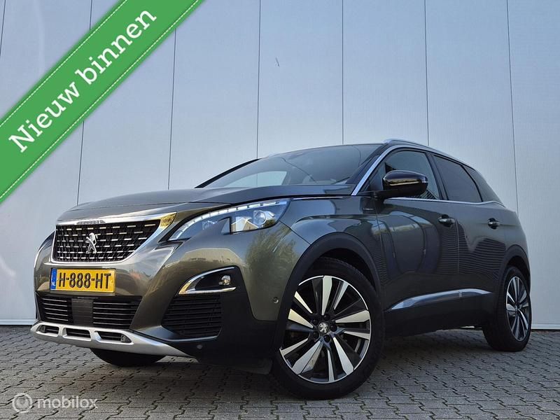 Grijs Gebruikt 2020 Peugeot 3008 GT-line SUV | € 16.940 (Eerlijke prijs) - Afbeelding 1/4