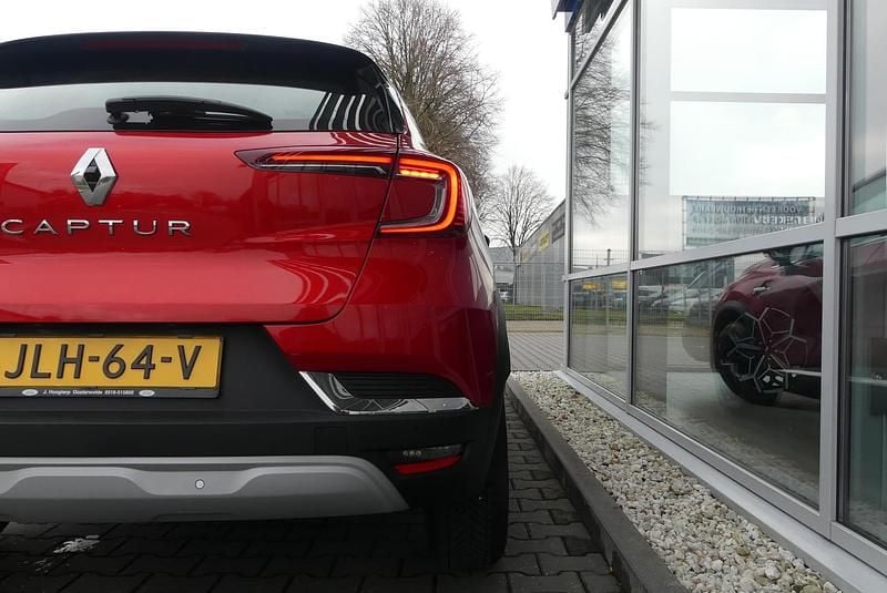 Occasion Renault Captur Intens 140 PK (102 kW) 2022 Rood SUV