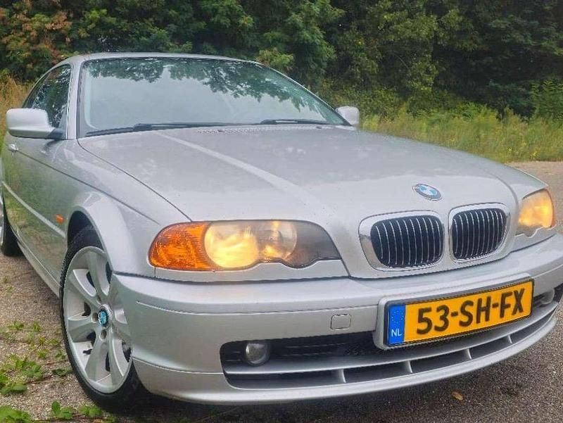 Zilver Gebruikt 2000 BMW 320 Coupé | € 4.299 (Duur) - Afbeelding 1/4