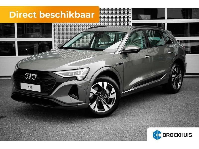 Grijs Nieuw 2025 Audi Q8 e-tron Advanced SUV | € 63.900 - Afbeelding 1/4