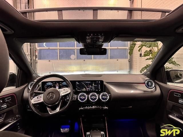 Occasion Mercedes B180 AMG line 136 PK (100 kW) 2020 Zwart MPV