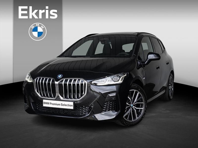 Zwart Gebruikt 2025 BMW 225 Active Tourer Performance MPV | € 60.400 - Afbeelding 1/4