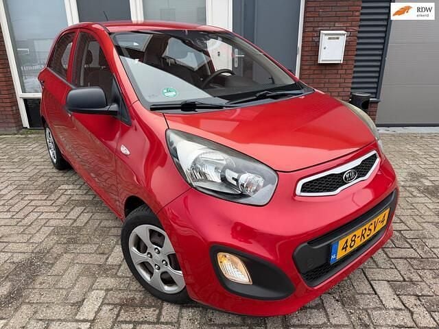 Rood Occasion 2011 Kia Picanto Comfort Hatchback | € 4.999 (Eerlijke prijs) - Afbeelding 1/4