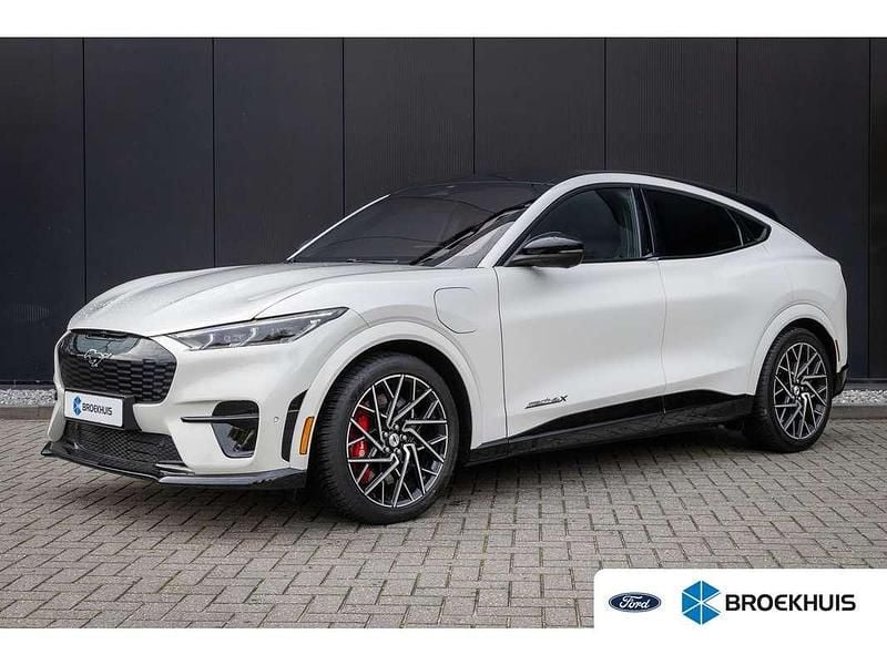 Wit Occasion 2022 Ford Mustang Mach-E GT SUV | € 39.900 (Goede deal) - Afbeelding 1/4