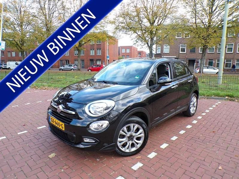 Zwart Gebruikt 2015 Fiat 500X Pop Star SUV | € 9.944 (Eerlijke prijs) - Afbeelding 1/4