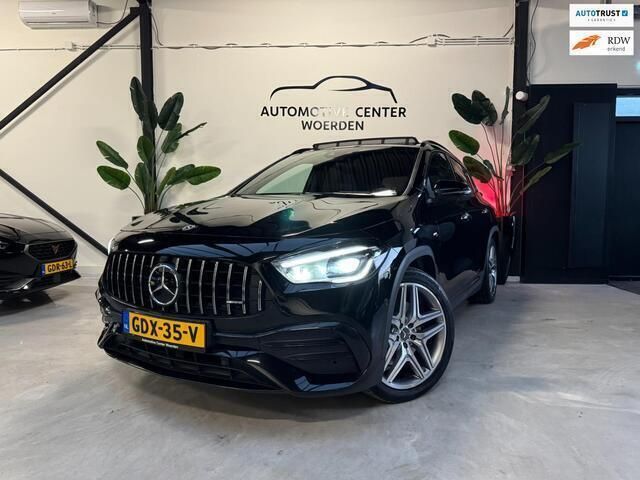Zwart Gebruikt 2020 Mercedes GLA35 AMG AMG SUV | € 45.999 - Afbeelding 1/4