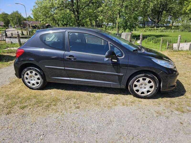 Zwart Gebruikt 2006 Peugeot 207 Hatchback | € 2.499 (Eerlijke prijs) - Afbeelding 1/4