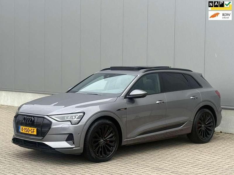 Occasion Audi e-tron Business 230 kW (313 PK) 2020 Grijs SUV