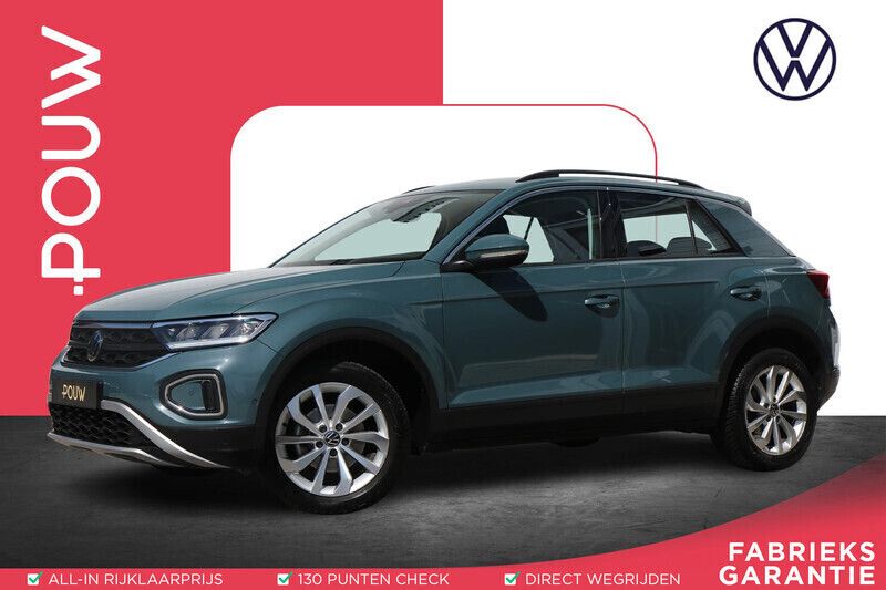 Blauw Gebruikt 2023 VW T-Roc Business SUV | € 24.450 (Eerlijke prijs) - Afbeelding 1/4