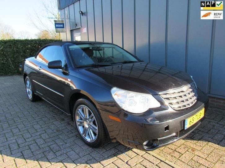 Gebruikt 2007 Chrysler Sebring Limited Cabriolet | € 3.750 - Afbeelding 1/4