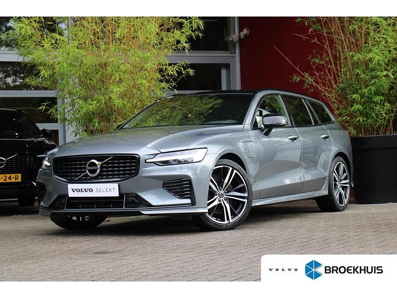 Grijs Gebruikt 2021 Volvo V60 R-Design Stationwagen | € 33.895 (Iets duurder) - Afbeelding 1/4