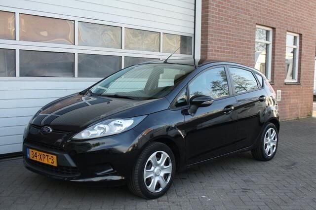 Occasion Ford Fiesta 60 PK (44 kW) 2012 Zwart Hatchback
