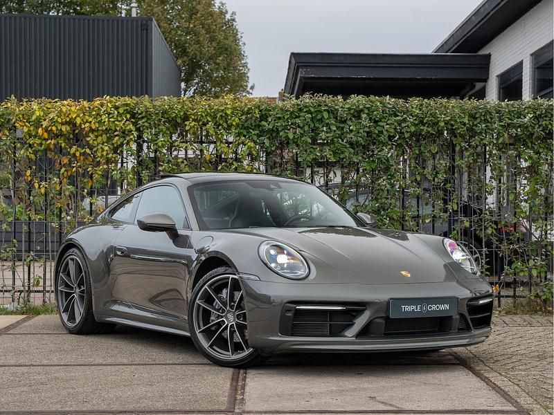 Groen Occasion 2020 Porsche 911 Carrera 4 Sport Coupé | € 131.950 (Super prijs) - Afbeelding 1/4