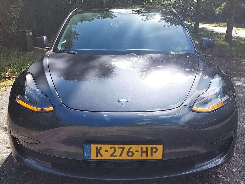 Grijs Gebruikt 2020 Tesla Model 3 Long Range AWD Sedan | € 22.500 - Afbeelding 1/4