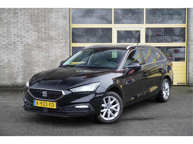 Zwart Occasion 2020 Seat Leon Style Stationwagen | € 15.950 (Goede deal) - Afbeelding 1/4