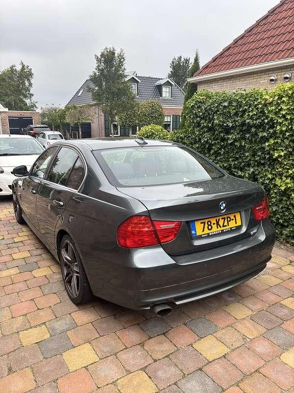 Occasion BMW 318 143 PK (105 kW) 2010 Groen Sedan