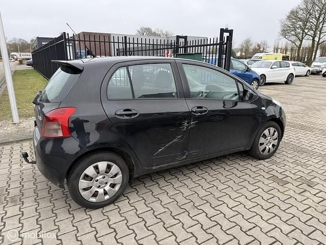 Occasion Toyota Yaris Sol 87 PK (63 kW) 2006 Zwart Hatchback