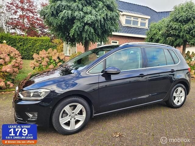 Zwart Gebruikt 2015 VW Golf Sportsvan Highline MPV | € 10.850 (Eerlijke prijs) - Afbeelding 1/4