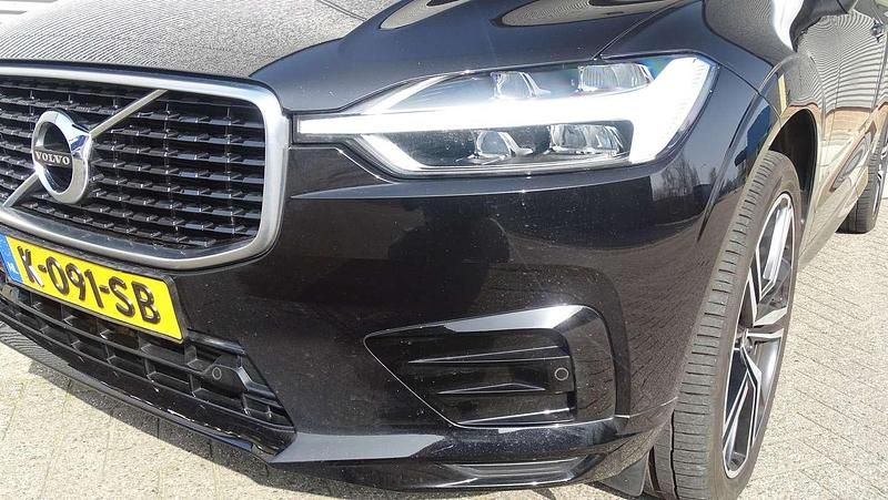Occasion Volvo XC60 R-Design 250 PK (183 kW) 2019 Zwart (metallic) SUV
