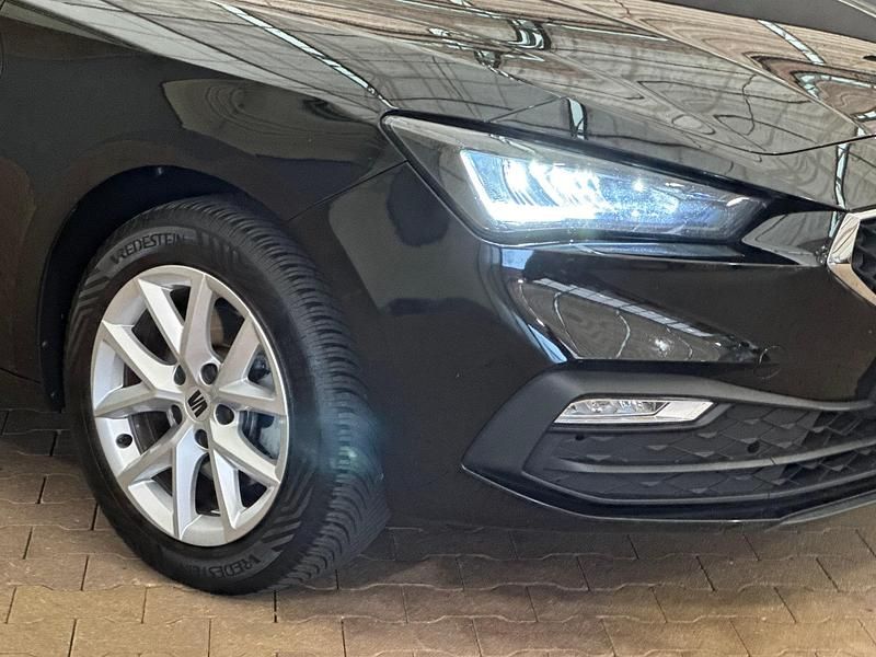 Occasion Seat Leon Reference 89 PK (65 kW) 2023 Zwart Stationwagen