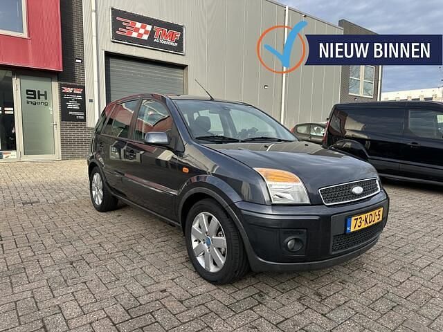 Grijs Gebruikt 2009 Ford Fusion Futura MPV | € 2.350 (Goede deal) - Afbeelding 1/3