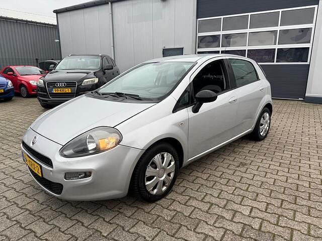 Grijs Occasion 2012 Fiat Punto Evo Easy Hatchback | € 1.195 (Eerlijke prijs) - Afbeelding 1/4