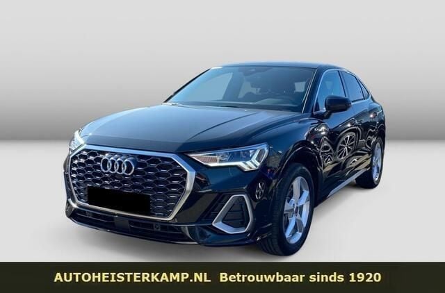 Zwart Gebruikt 2024 Audi Q3 Sportback S-Line SUV | € 54.950 - Afbeelding 1/4