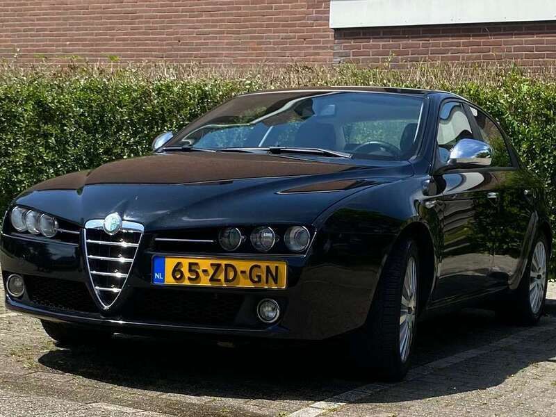 Zwart Gebruikt 2008 Alfa Romeo 159 Business Sedan | € 2.500 (Goede deal) - Afbeelding 1/4